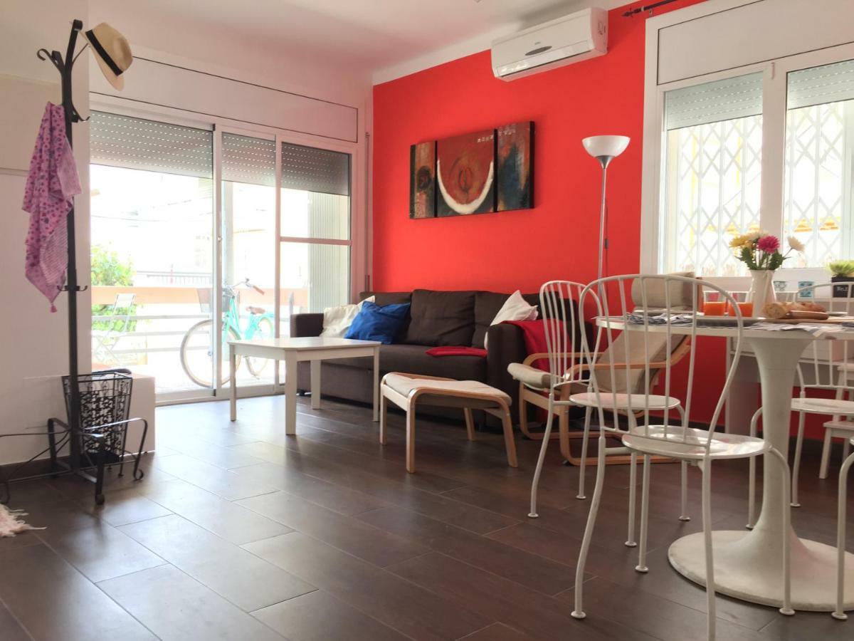Nice Apartment 80 Meters From The Beach Calafell Bagian luar foto