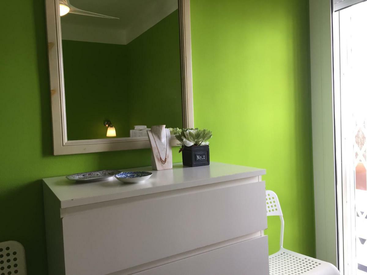 Nice Apartment 80 Meters From The Beach Calafell Bagian luar foto