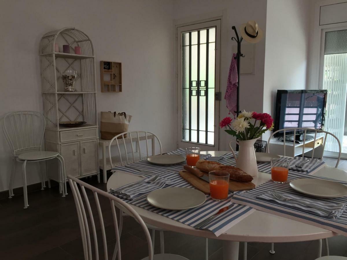 Nice Apartment 80 Meters From The Beach Calafell Bagian luar foto