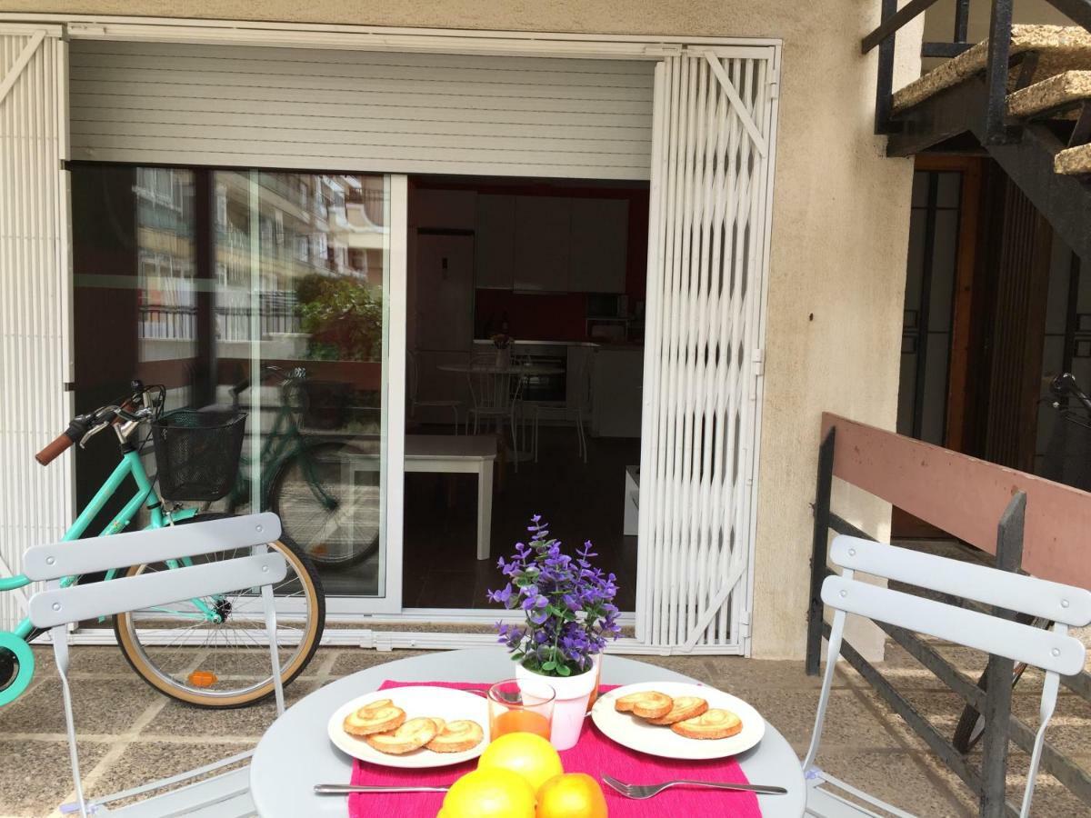 Nice Apartment 80 Meters From The Beach Calafell Bagian luar foto